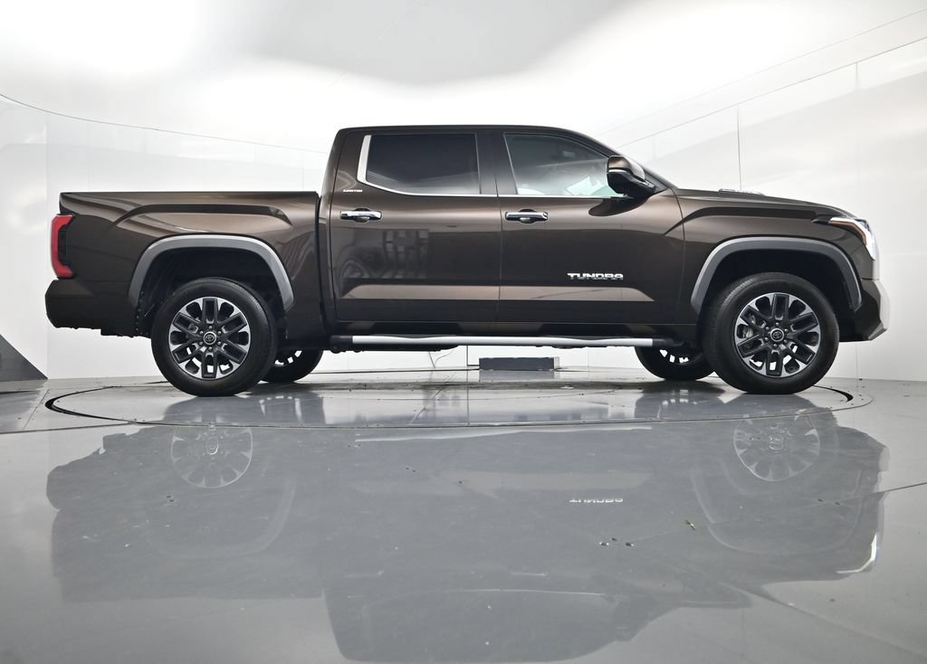 Used 2024 Toyota Tundra Limited AWD/4WD image 58