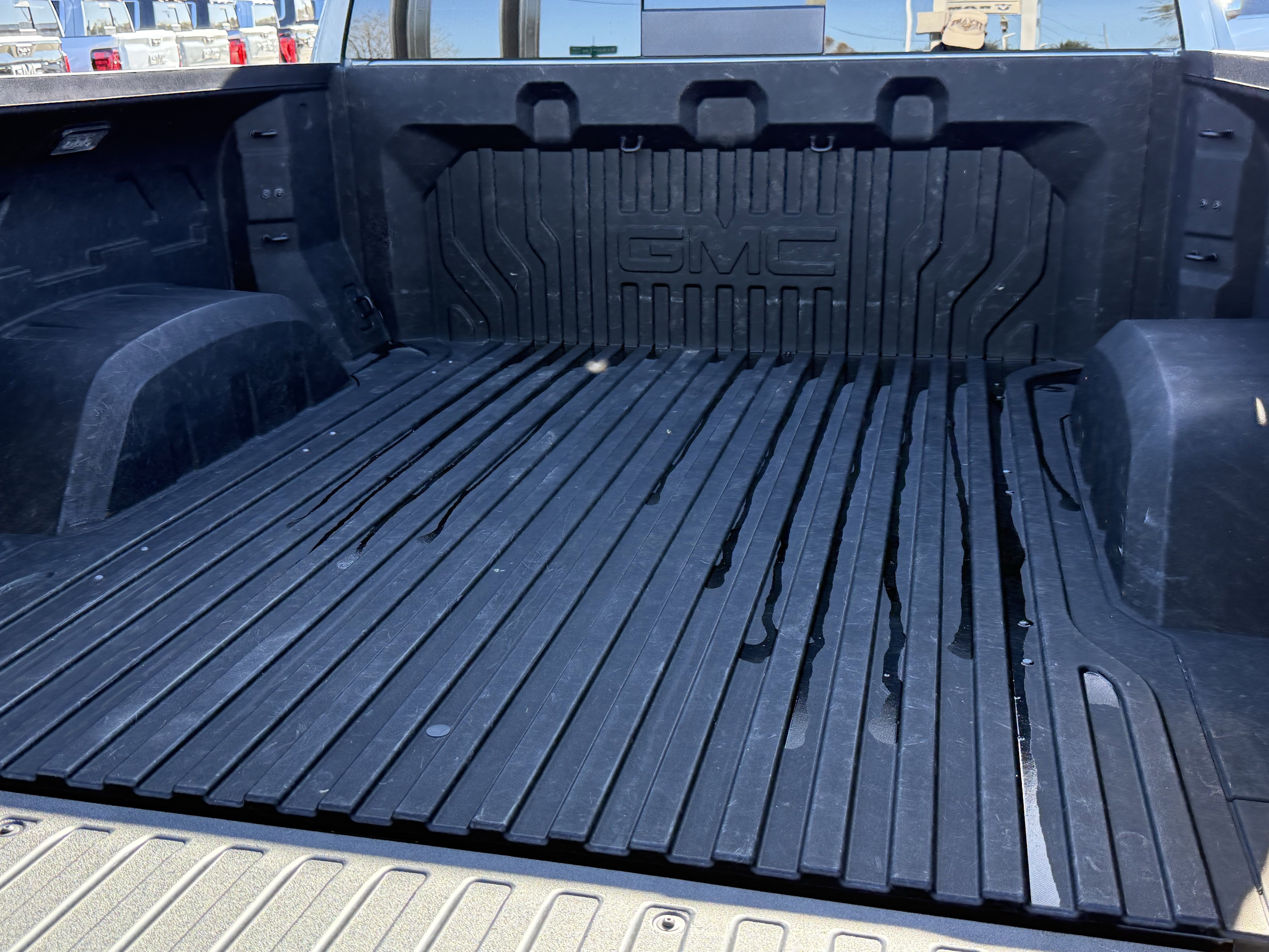 Used 2025 GMC Sierra 1500 Denali Ultimate image 31