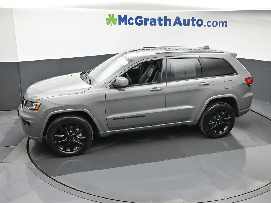 Used 2021 Jeep Grand Cherokee Laredo X AWD/4WD image 18