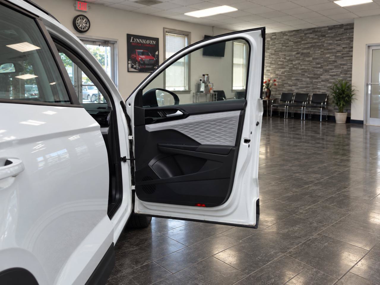 Used 2022 Volkswagen Taos S AWD/4WD image 20