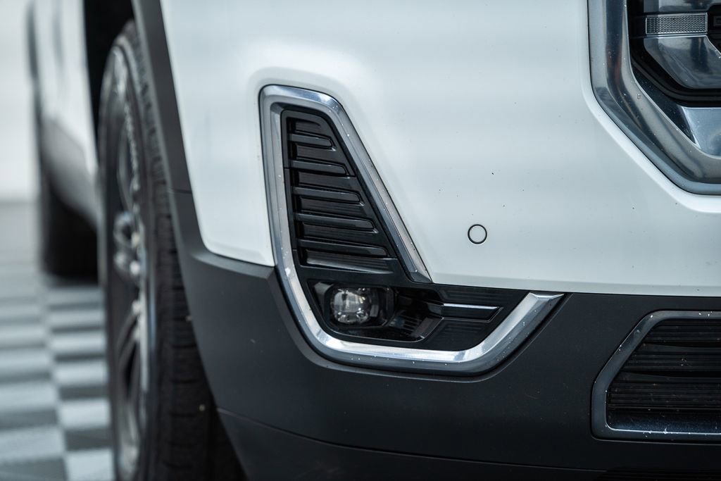 Used 2021 GMC Acadia AT4 w/ Trailering Package AWD/4WD image 15