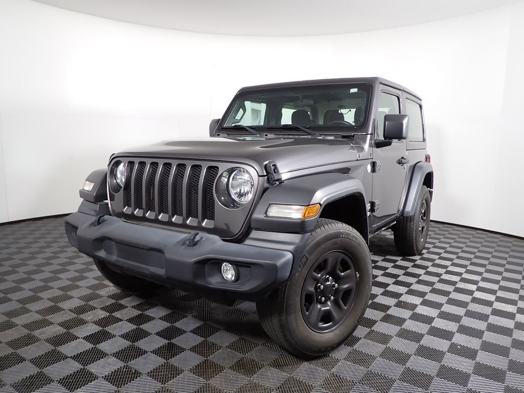 Used 2020 Jeep Wrangler Sport AWD/4WD image 2