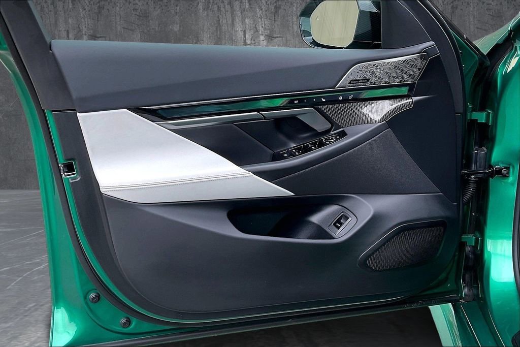 Used 2026 BMW M5 Touring image 20