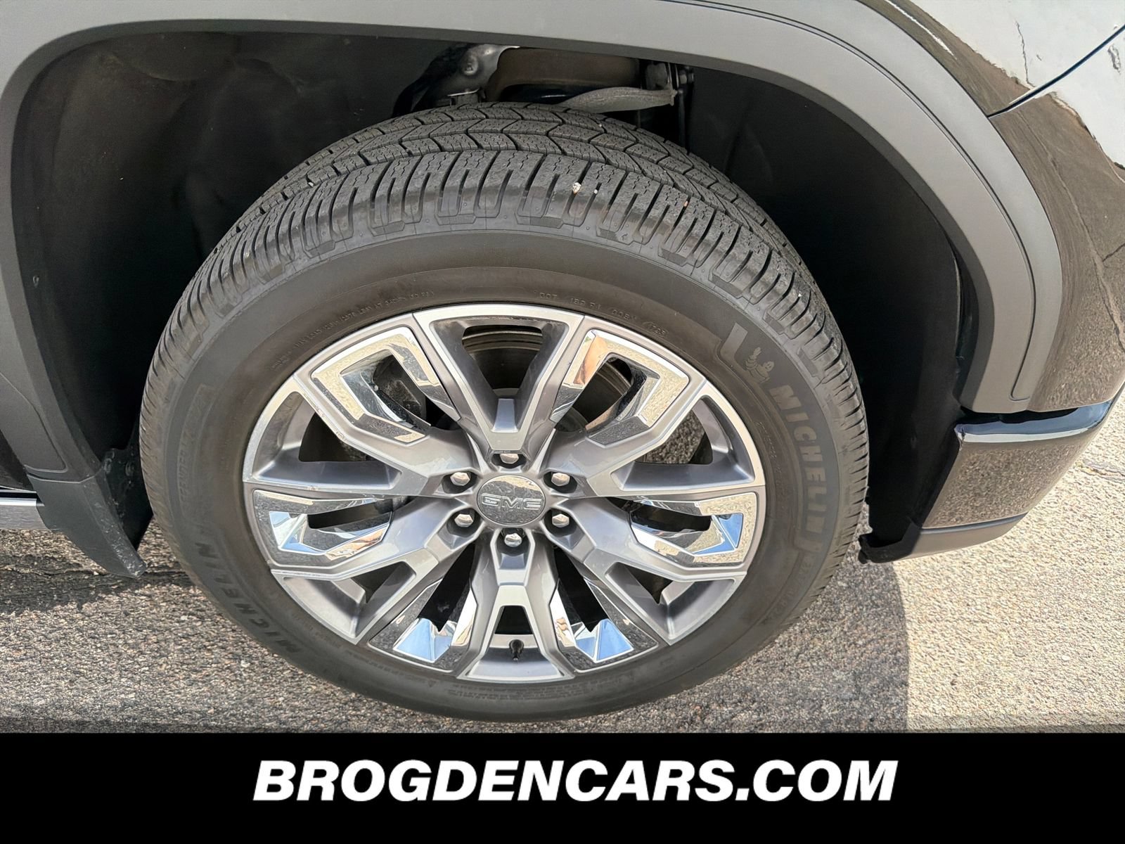 Used 2024 GMC Sierra 1500 Denali AWD/4WD image 10