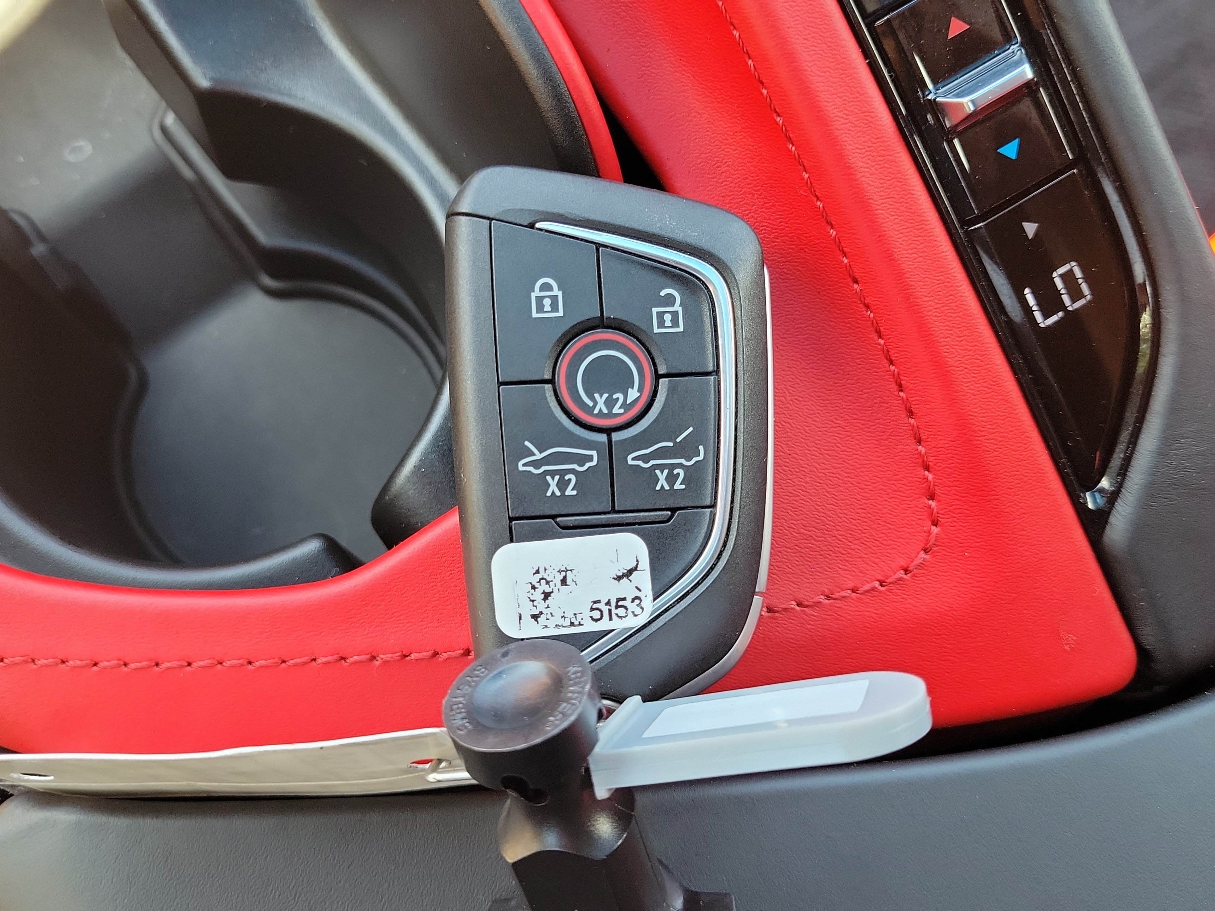 Used 2021 Chevrolet Corvette Stingray Premium Cpe w/ Z51 Performance Package RWD image 29