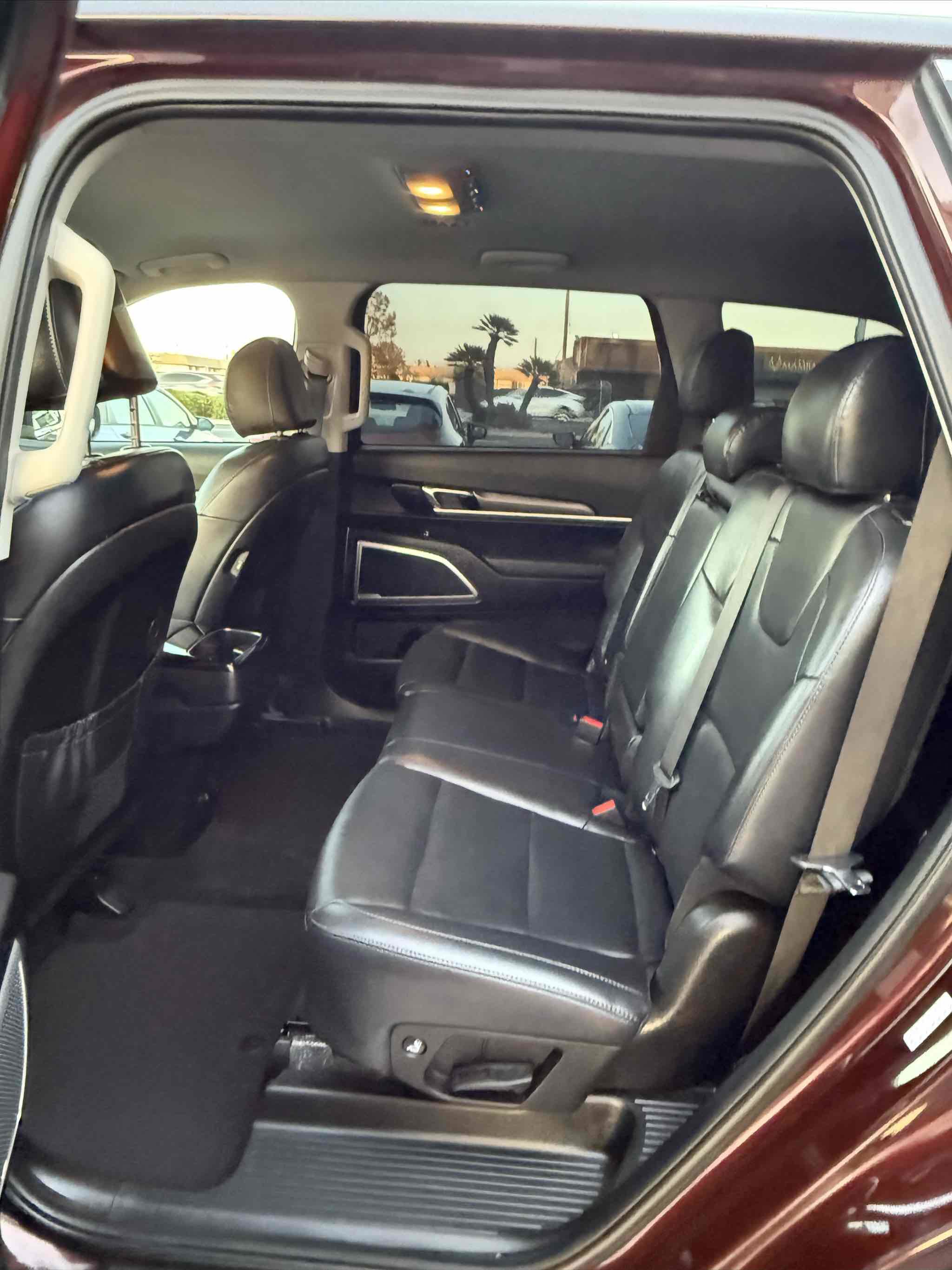 Used 2020 Kia Telluride LX image 17