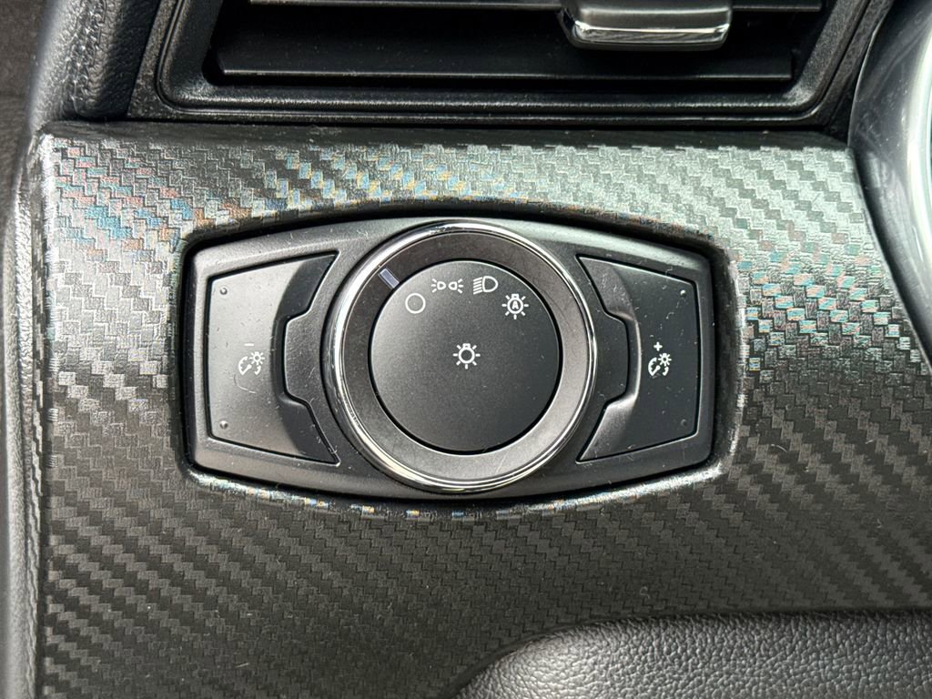 Used 2019 Ford Mustang Coupe RWD image 21