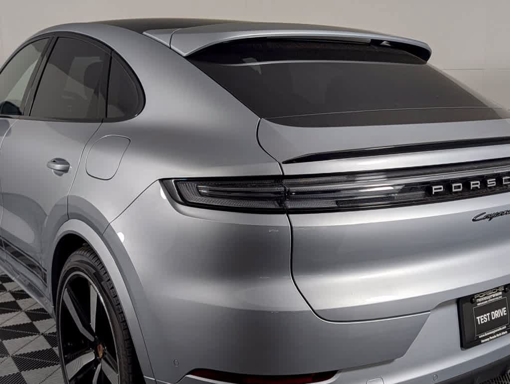 New 2026 Porsche Cayenne S AWD/4WD image 16