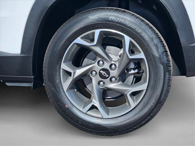 New 2026 Chevrolet Trax LT w/ Driver Confidence Package FWD image 11