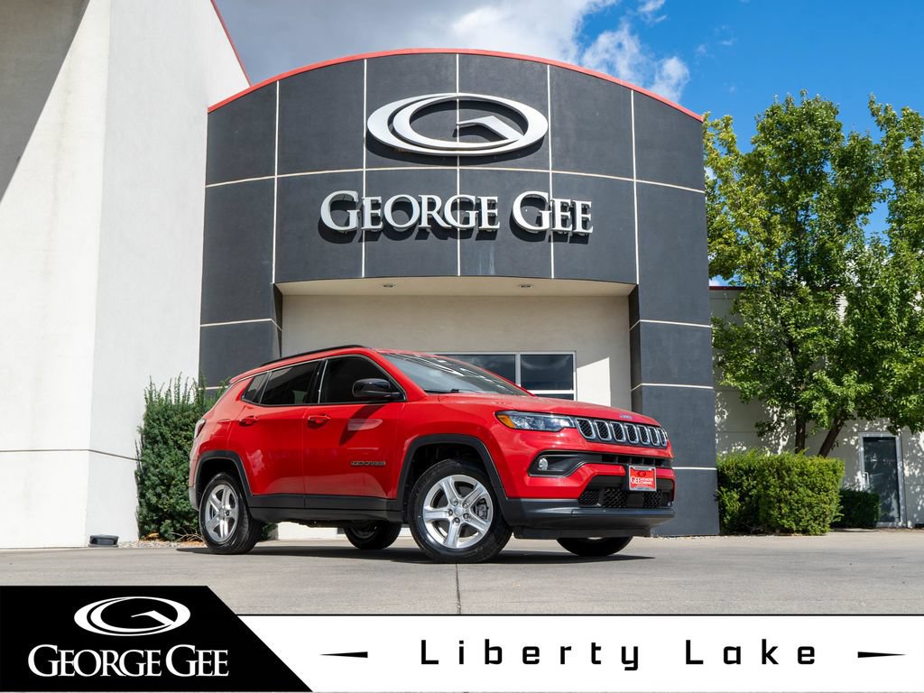 Used 2023 Jeep Compass Latitude w/ Sun and Sound Group