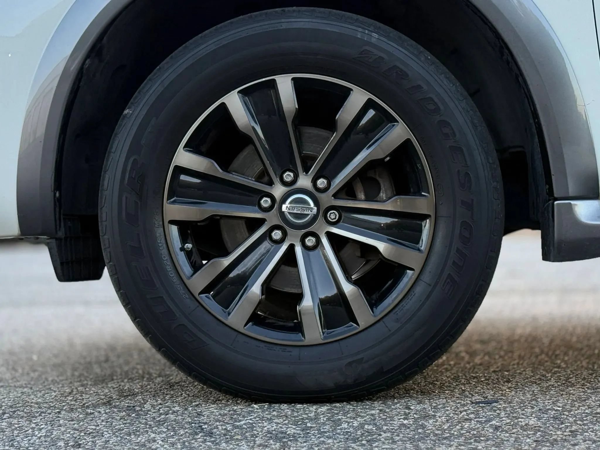 Used 2017 Nissan Armada Platinum RWD image 32