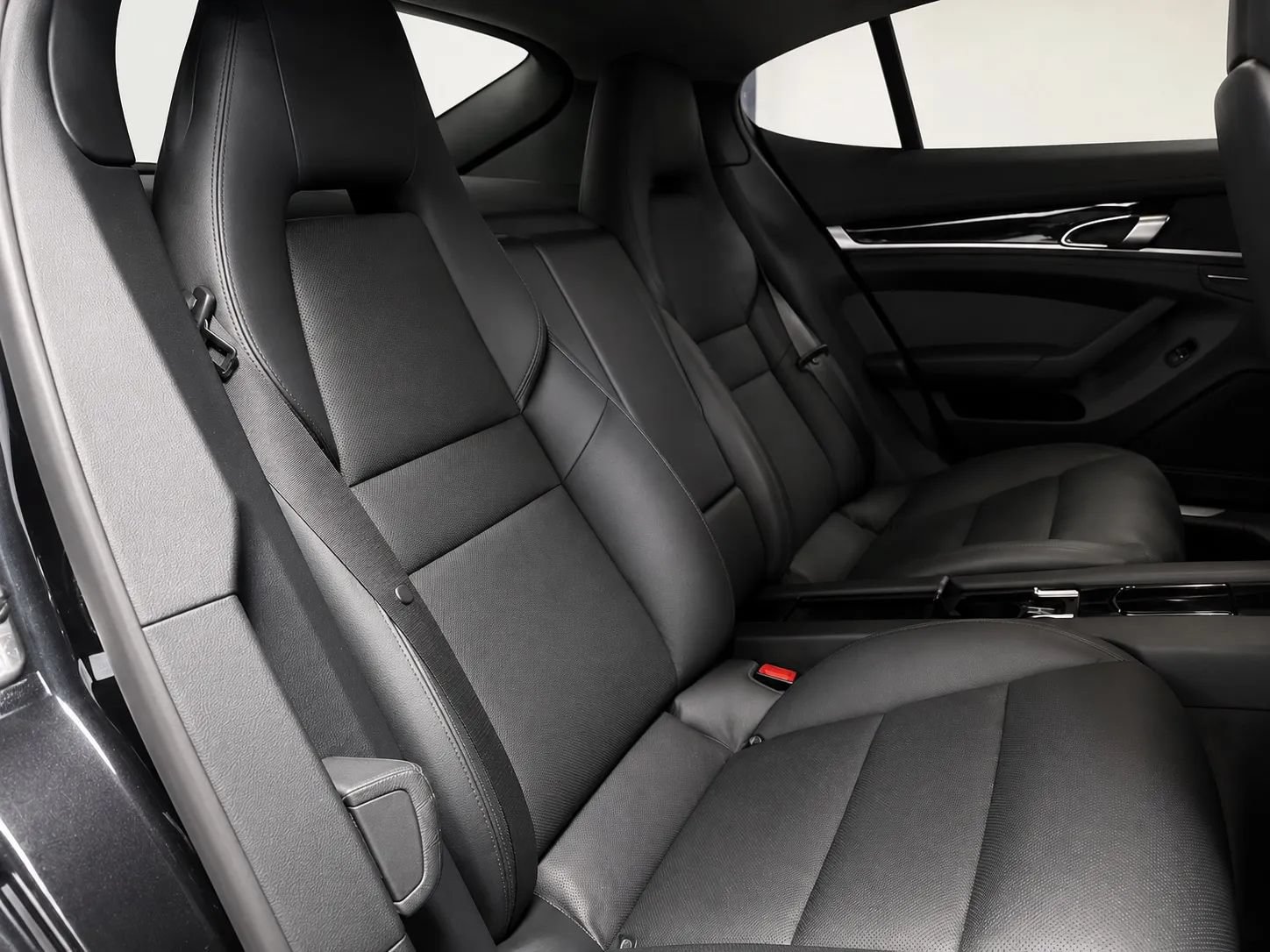 Used 2014 Porsche Panamera S RWD image 20