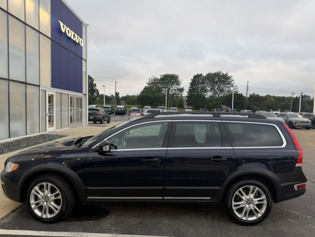 Used 2016 Volvo XC70 T5 Premier w/ Protection Package AWD/4WD image 1