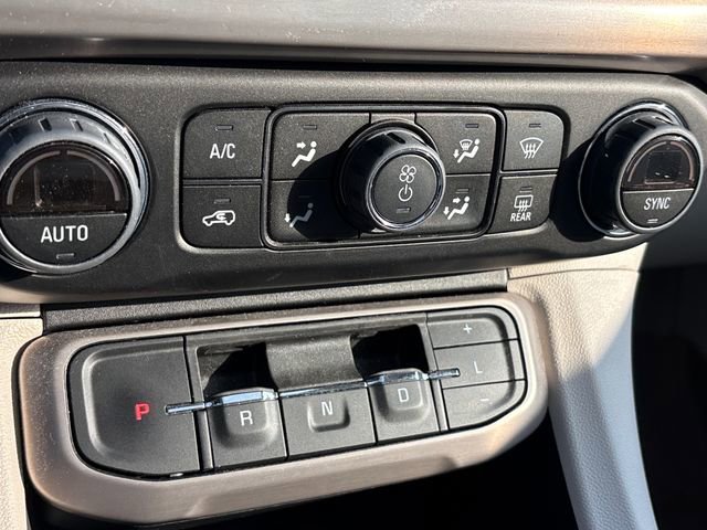 Used 2023 GMC Acadia Denali image 18