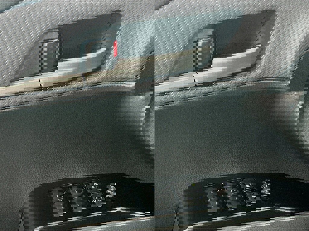 New 2026 Toyota Camry SE image 18