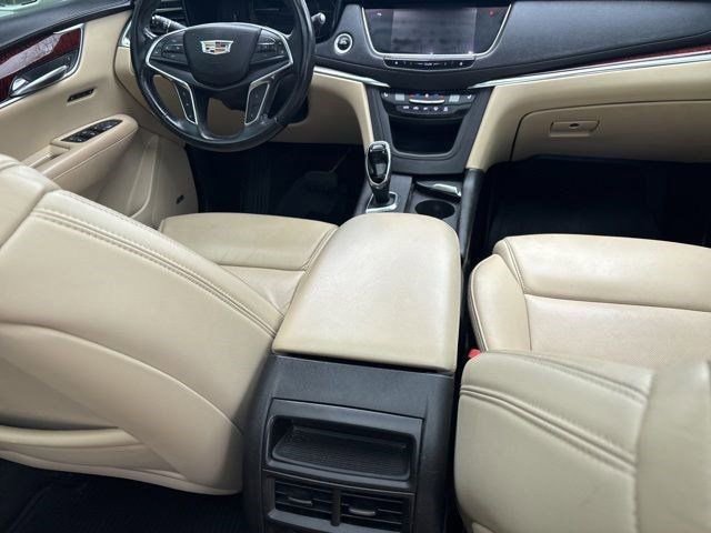 Used 2019 Cadillac XT5 Luxury image 39