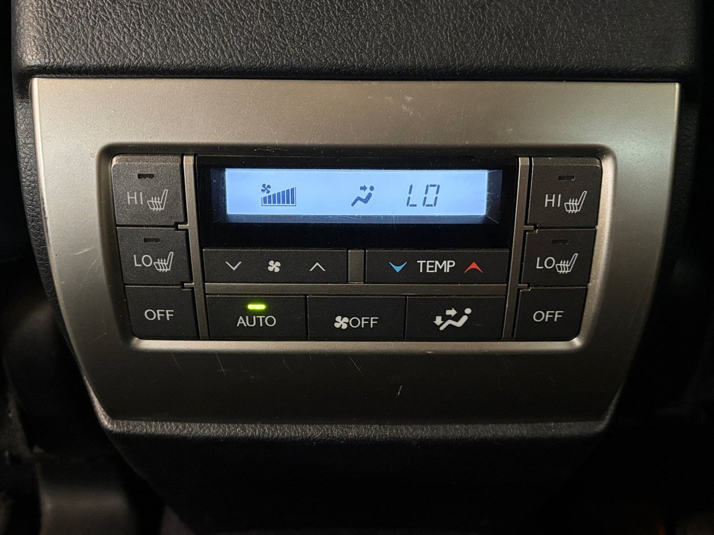 Used 2014 Lexus GX 460 Luxury AWD/4WD image 32