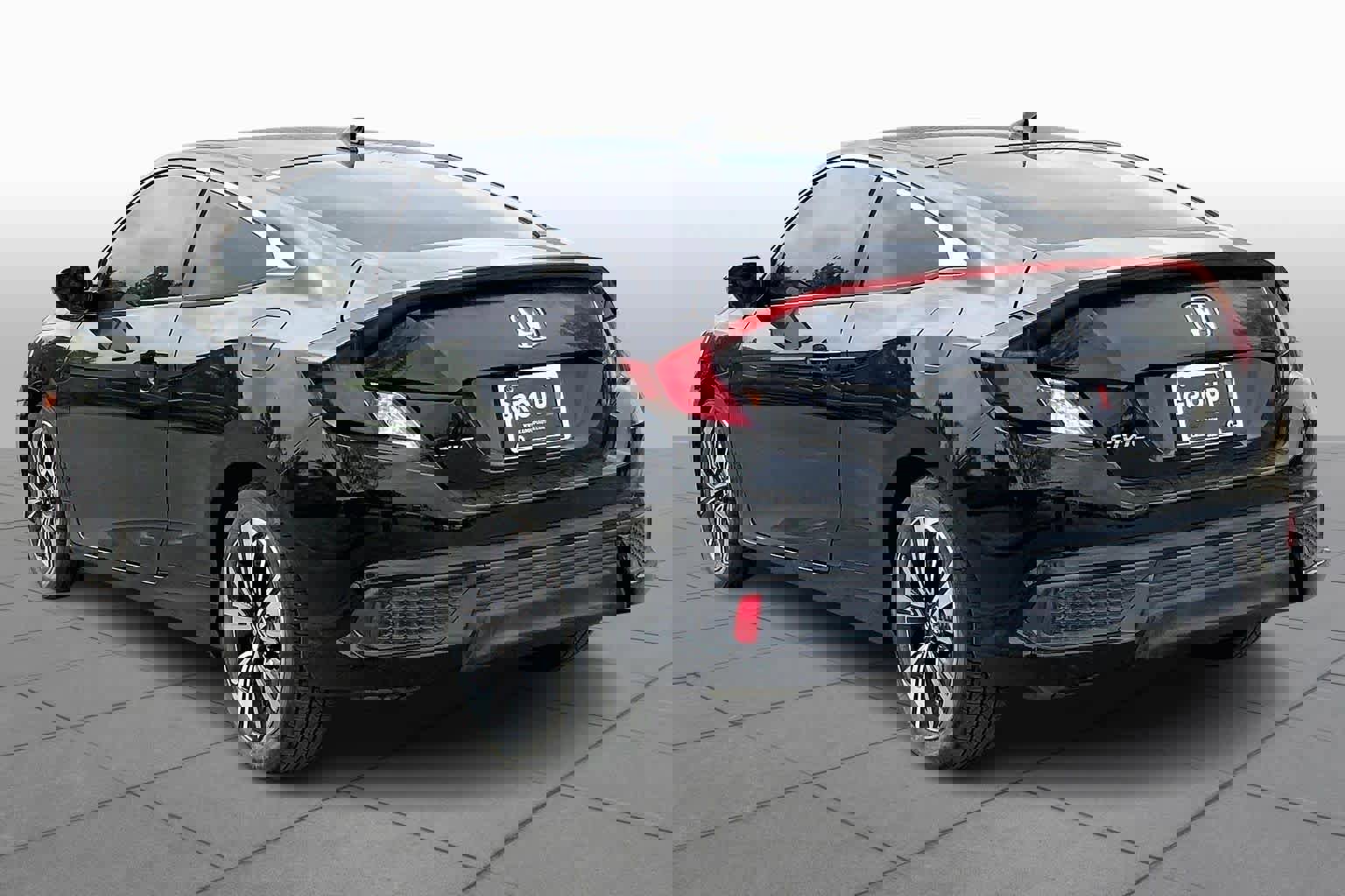 Used 2017 Honda Civic EX-T image 11