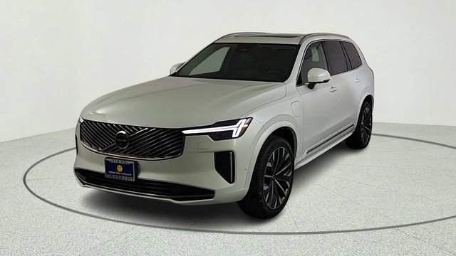 New 2026 Volvo XC90 T8 Ultra w/ Protection Package AWD/4WD image 3