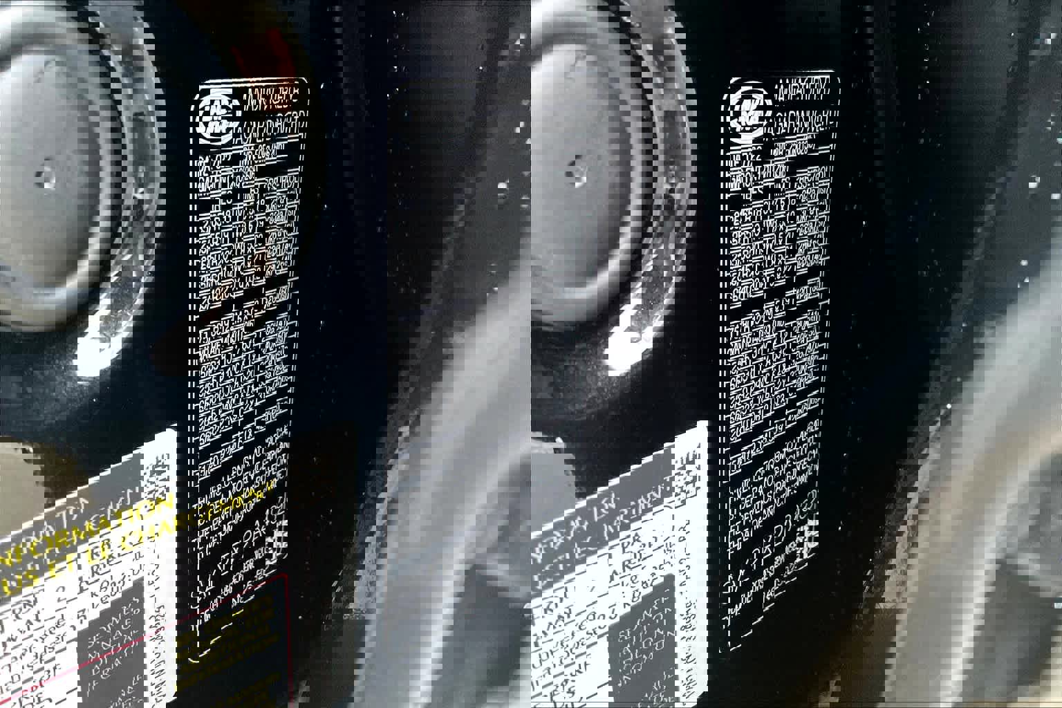 Used 2023 Land Rover Range Rover Velar R-Dynamic S image 36