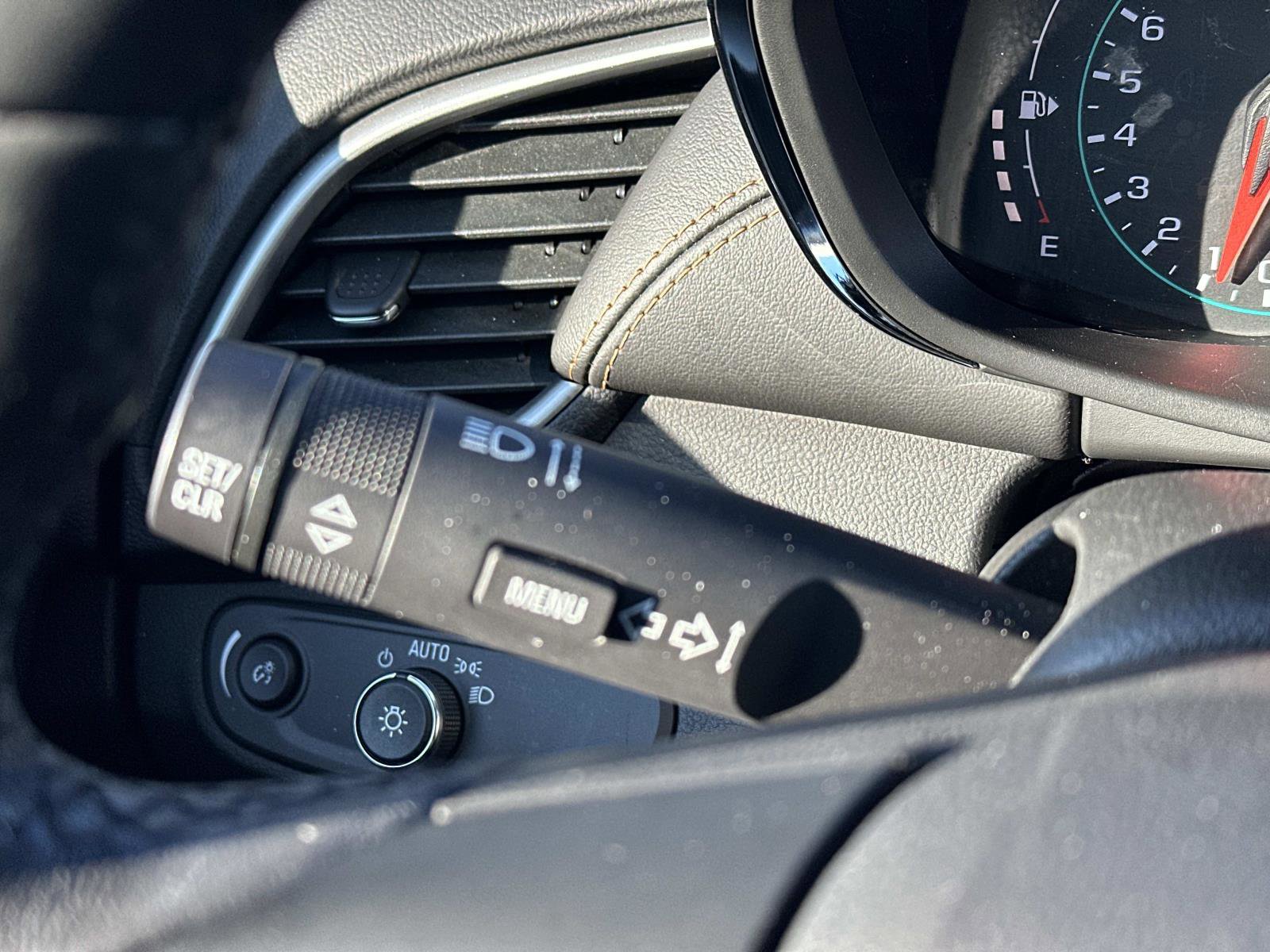 Certified 2022 Chevrolet Trax LT w/ LT Convenience Package image 24