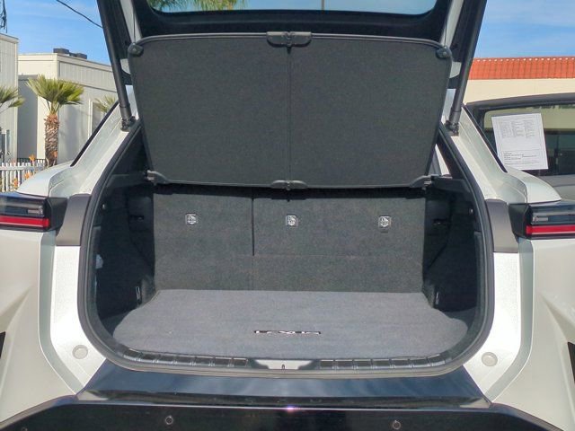 Used 2023 Lexus RZ 450e Premium w/ Technology Package image 29