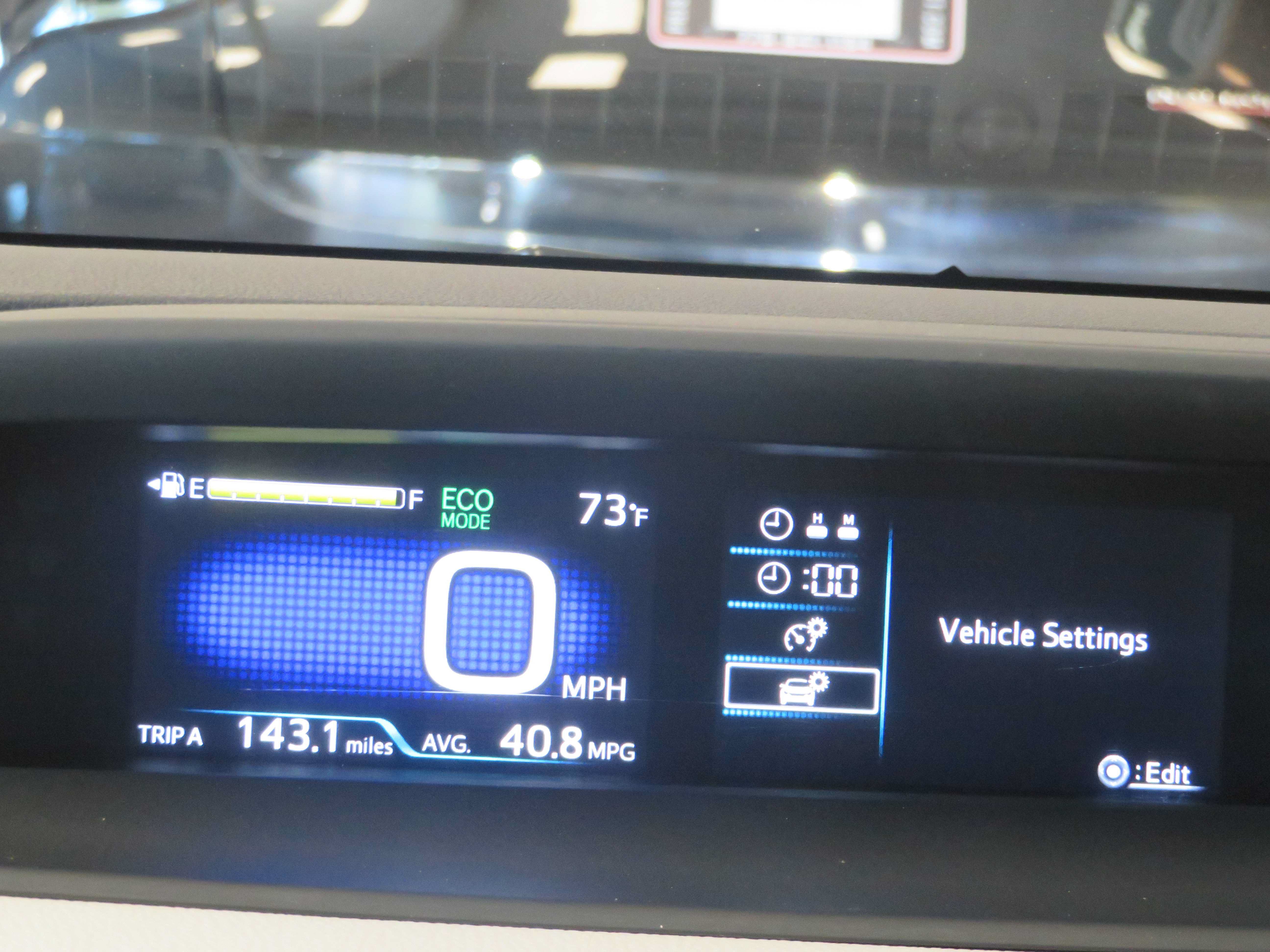 Used 2017 Toyota Prius Four Touring w/ Appearance Package FWD image 35