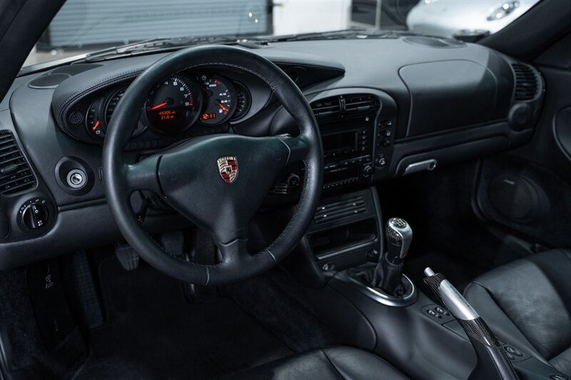 Used 2004 Porsche 911 Carrera 4S AWD/4WD image 46