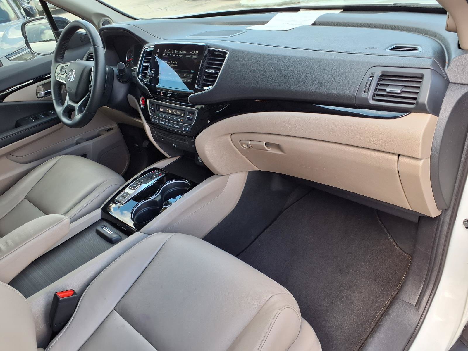 Used 2021 Honda Pilot Touring image 10