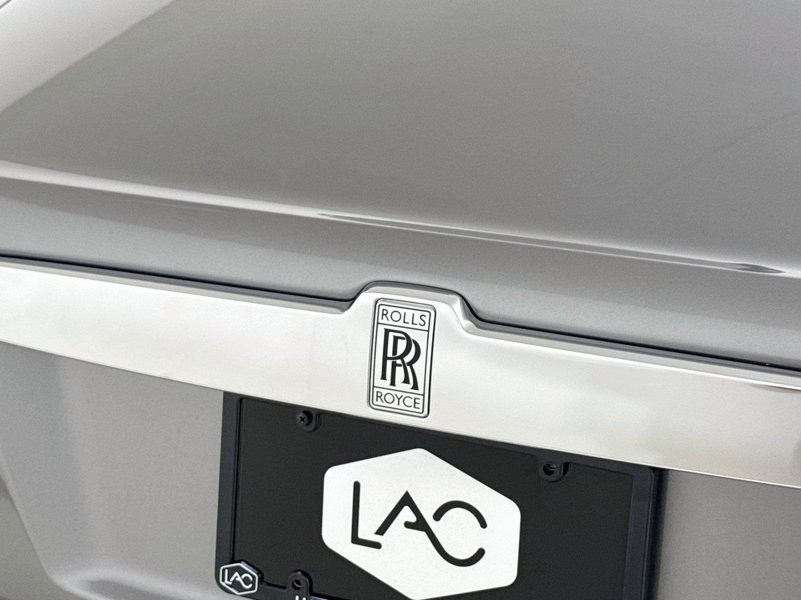 Used 2019 Rolls-Royce Ghost RWD image 40