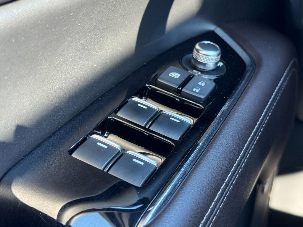 Used 2025 MAZDA CX-5 Signature AWD/4WD image 21