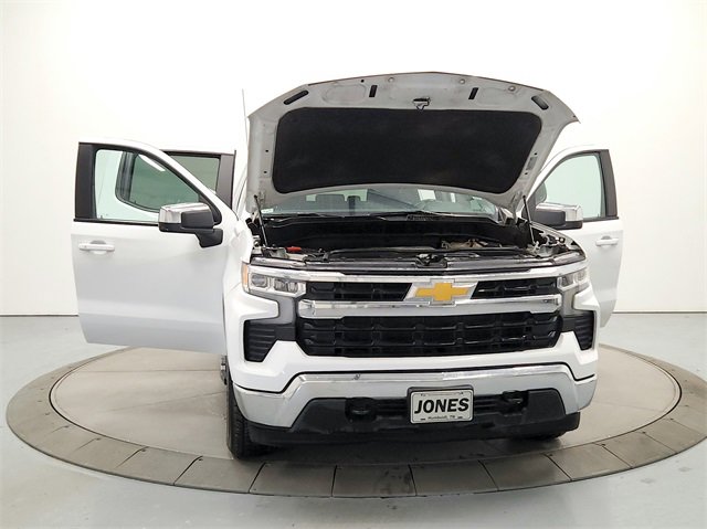 Used 2024 Chevrolet Silverado 1500 LT w/ Protection Package image 10