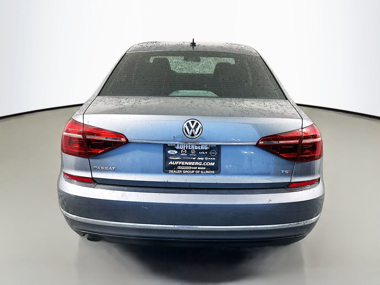 Used 2017 Volkswagen Passat 1.8T S FWD image 6