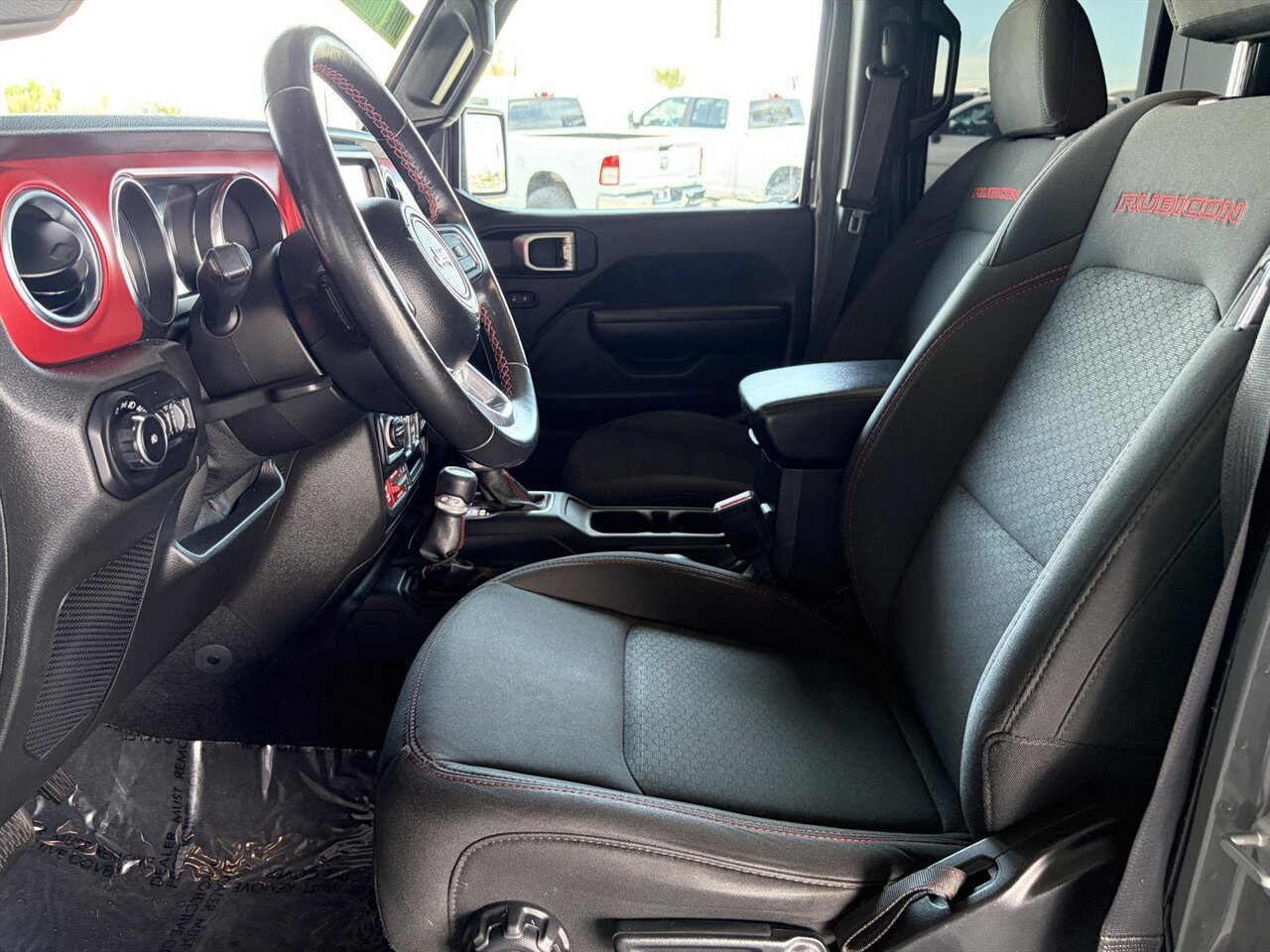 Used 2021 Jeep Wrangler Unlimited Rubicon image 2