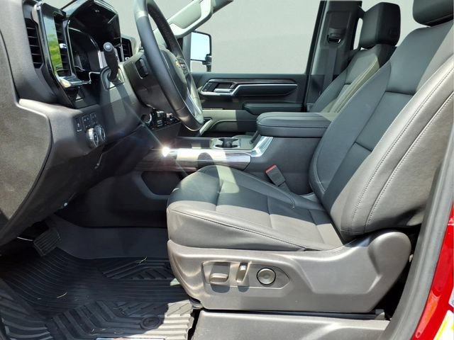 Used 2025 Chevrolet Silverado 2500 LTZ w/ LTZ Plus Package AWD/4WD image 18