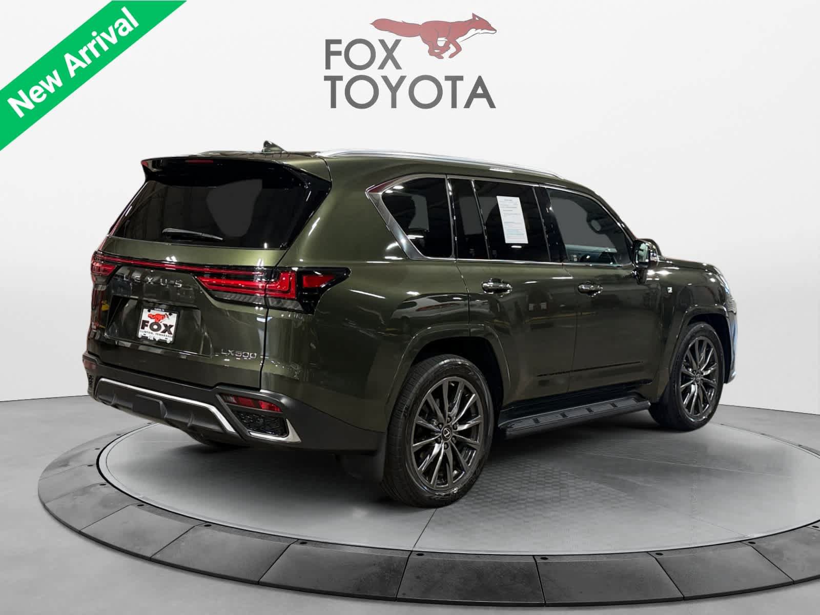 Used 2023 Lexus LX 600 F Sport w/ Accessory Package (Z1) AWD/4WD image 6