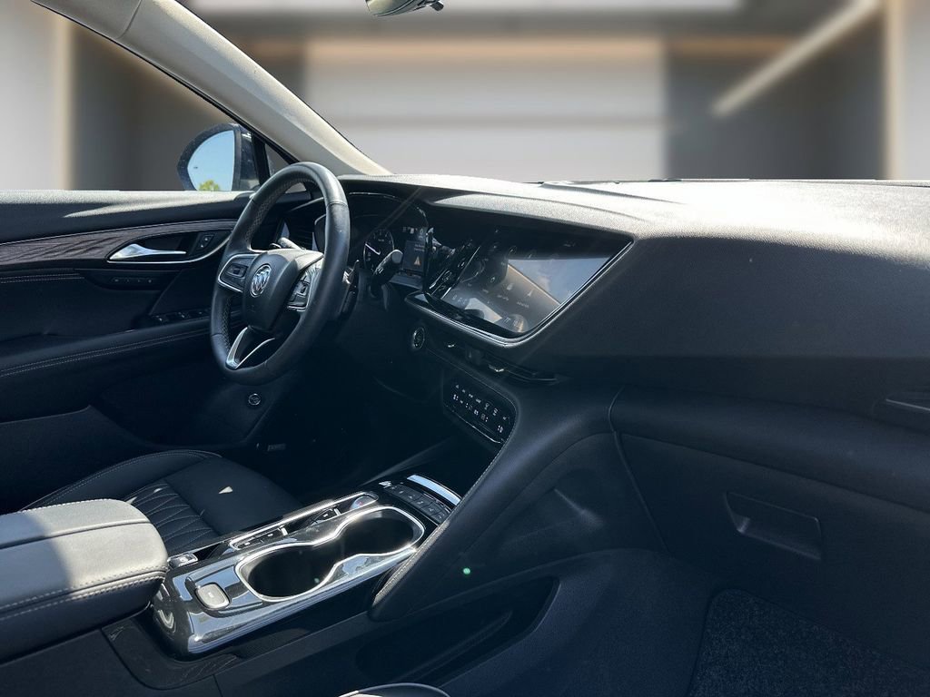Certified 2023 Buick Envision Avenir image 6