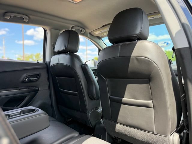 Used 2022 Chevrolet Trax LT AWD/4WD image 18