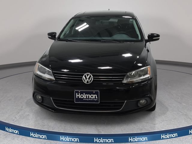 Used 2012 Volkswagen Jetta TDI FWD image 3