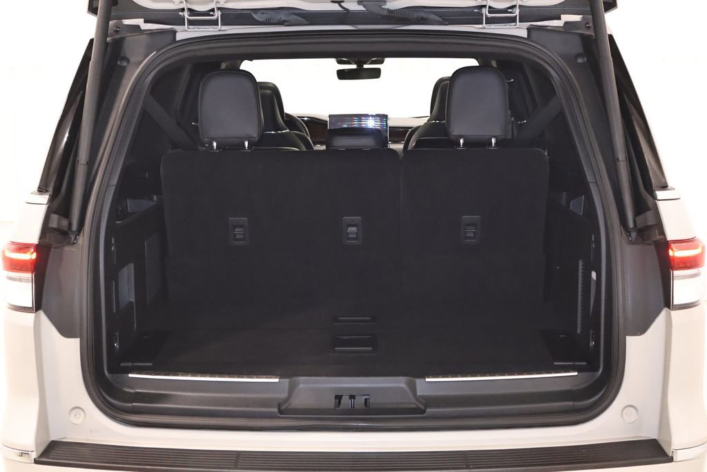 Used 2024 Lincoln Navigator L Reserve AWD/4WD image 45