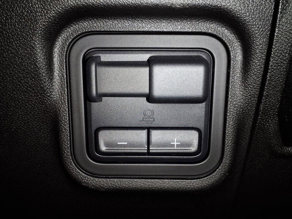 New 2026 GMC Hummer EV 4x4 Crew Cab image 15