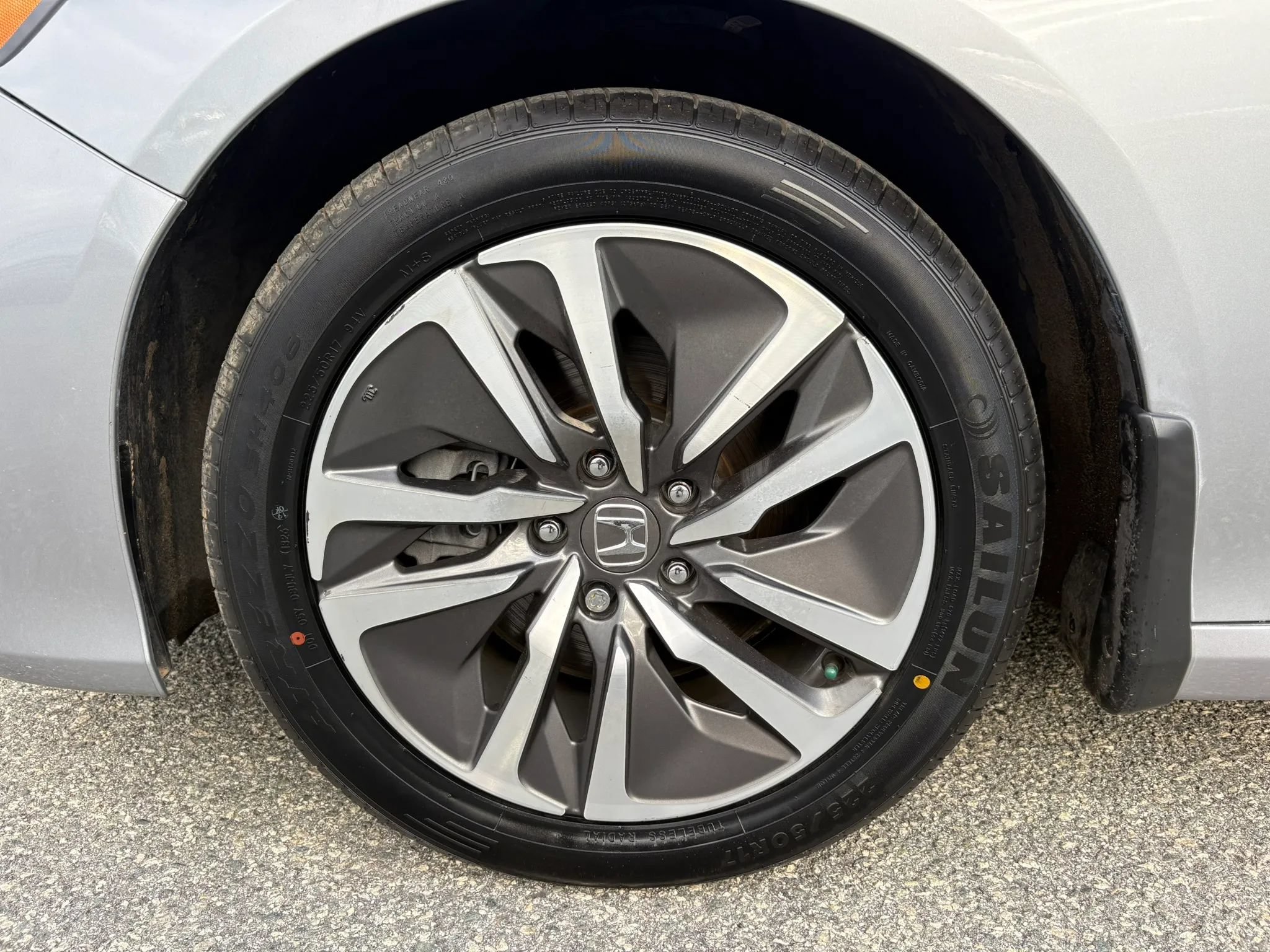 Used 2020 Honda Accord EX image 31