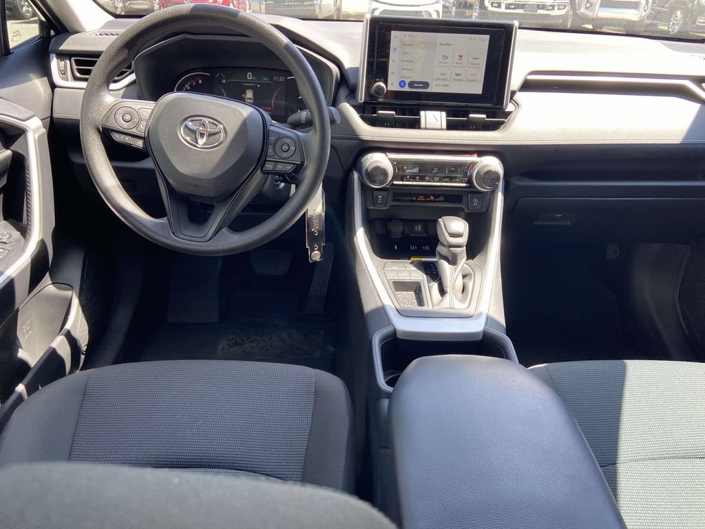 Used 2025 Toyota RAV4 LE FWD image 9