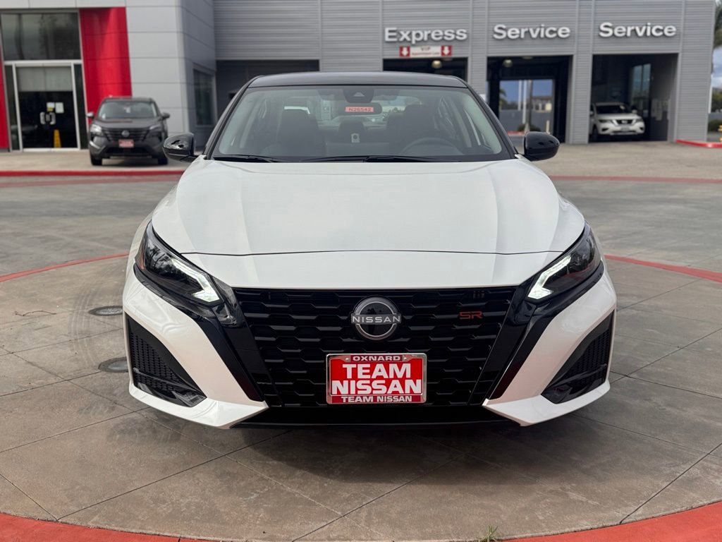 New 2026 Nissan Altima 2.5 SR FWD image 3