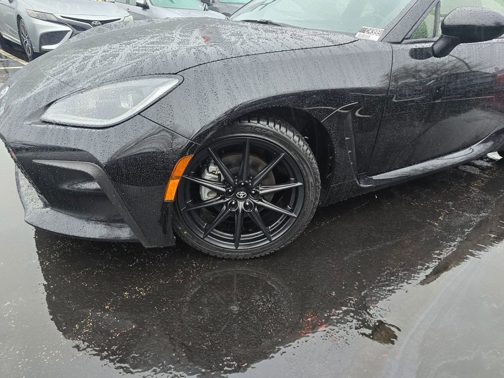 Certified 2024 Toyota GR86 Premium RWD image 2