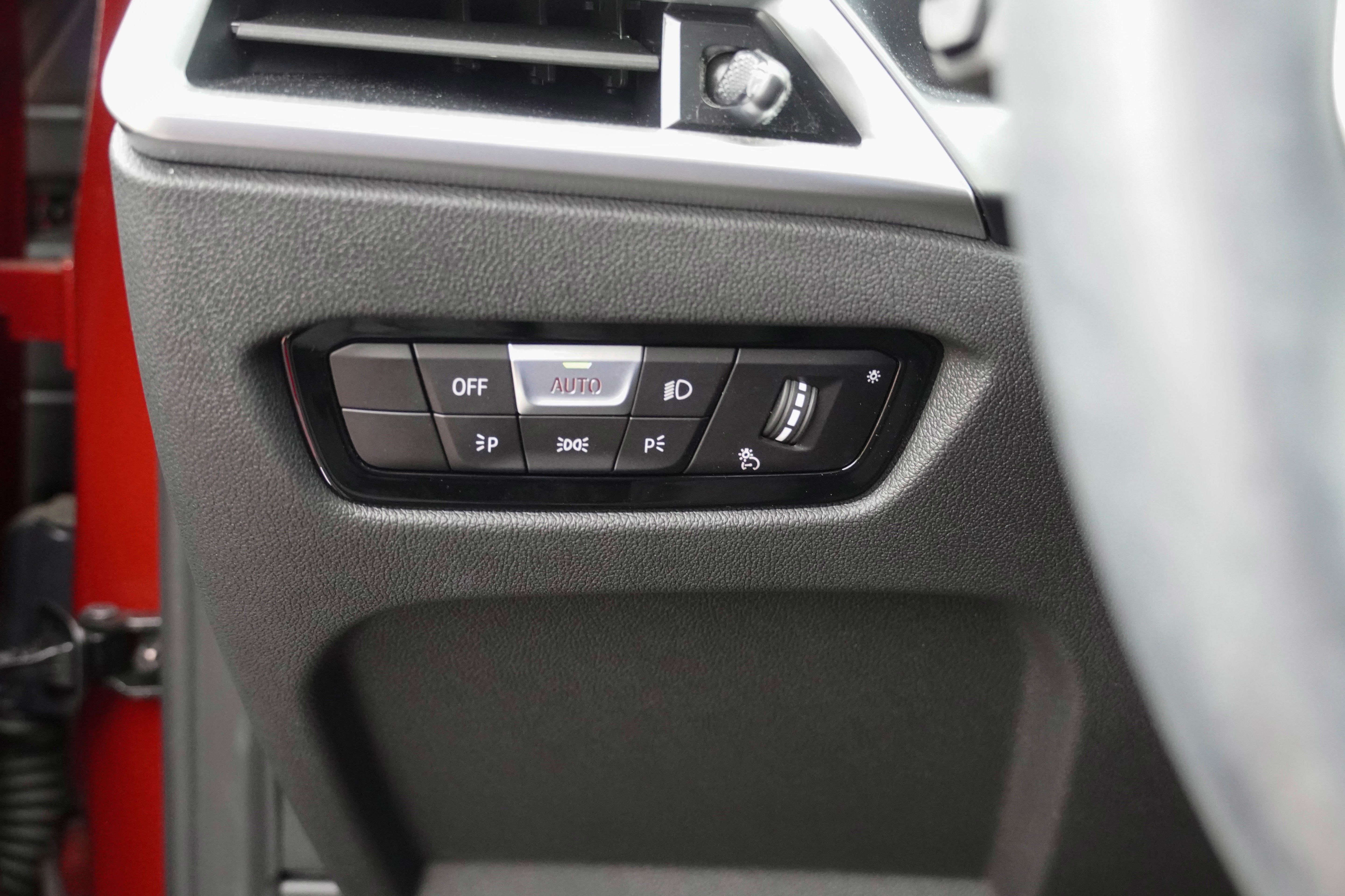 Certified 2025 BMW M340i Sedan RWD image 16