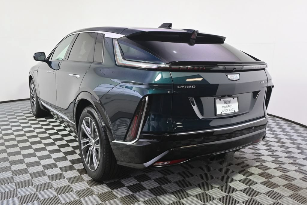 New 2026 Cadillac Lyriq Premium Luxury w/ LPO, Floor Liner Package AWD/4WD image 4