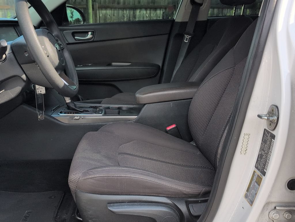 Used 2019 Kia Optima LX FWD image 10