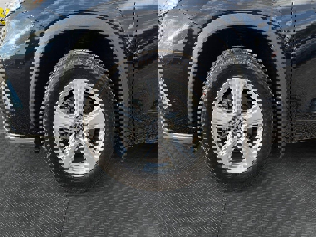 Used 2023 Toyota Highlander Platinum image 14