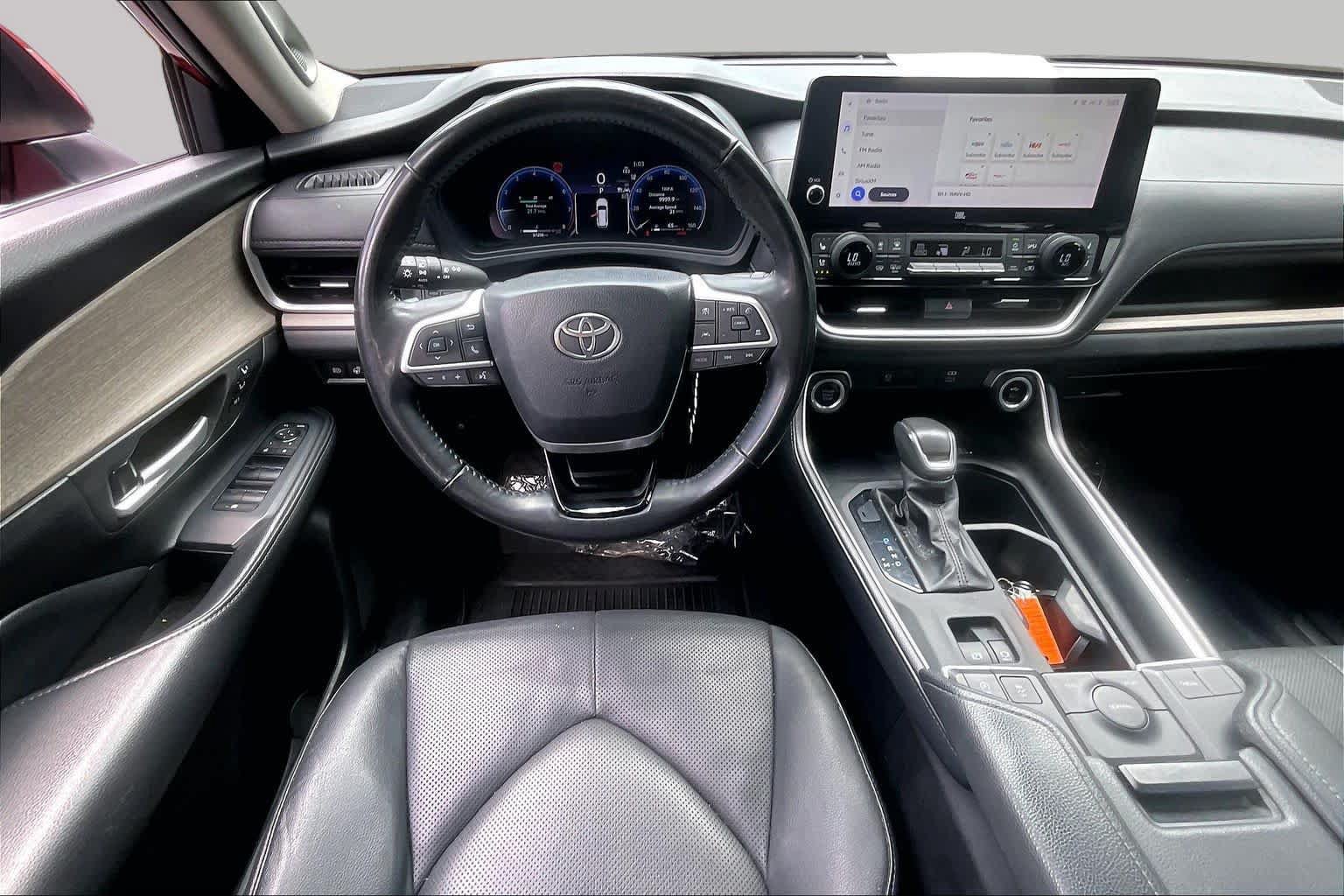 Certified 2024 Toyota Grand Highlander FWD image 6